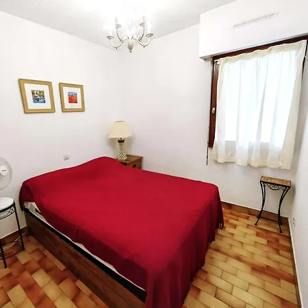 Apartment T3 Avec Terrasse, Piscine, Tennis Et Parking Prive A 100m De La - Fr-1-607-1 *