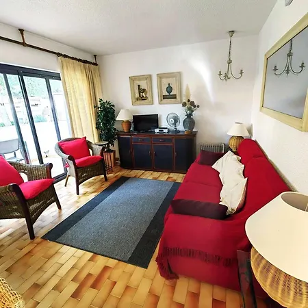 T3 Avec Terrasse, Piscine, Tennis Et Parking Prive A 100m De La - Fr-1-607-1 Apartment Agde