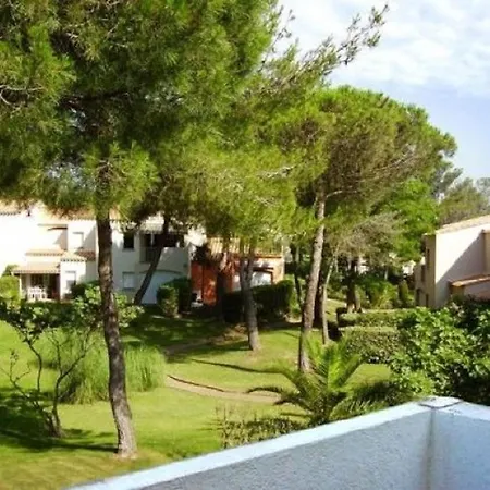 T3 Avec Terrasse, Piscine, Tennis Et Parking Prive A 100m De La - Fr-1-607-1