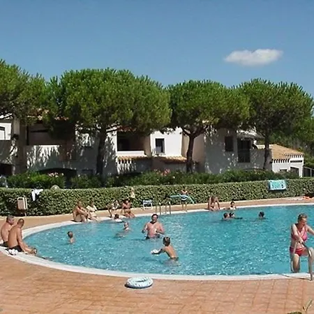 T3 Avec Terrasse, Piscine, Tennis Et Parking Prive A 100m De La - Fr-1-607-1 Apartment Agde