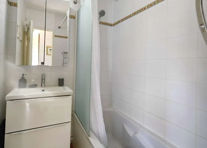 T3 Pour 6 Pers, Terrasse, Proche - Fr-1-607-1 Agde